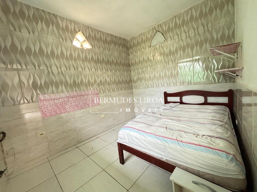 Casa com 3 quartos e 70 m² em Centro, Mongaguá