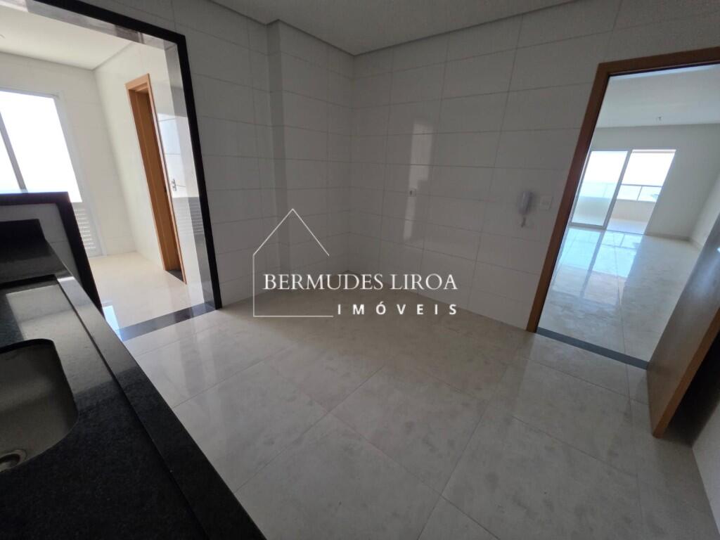 Apartamento com 3 quartos e 145 m² em Centro, Mongaguá