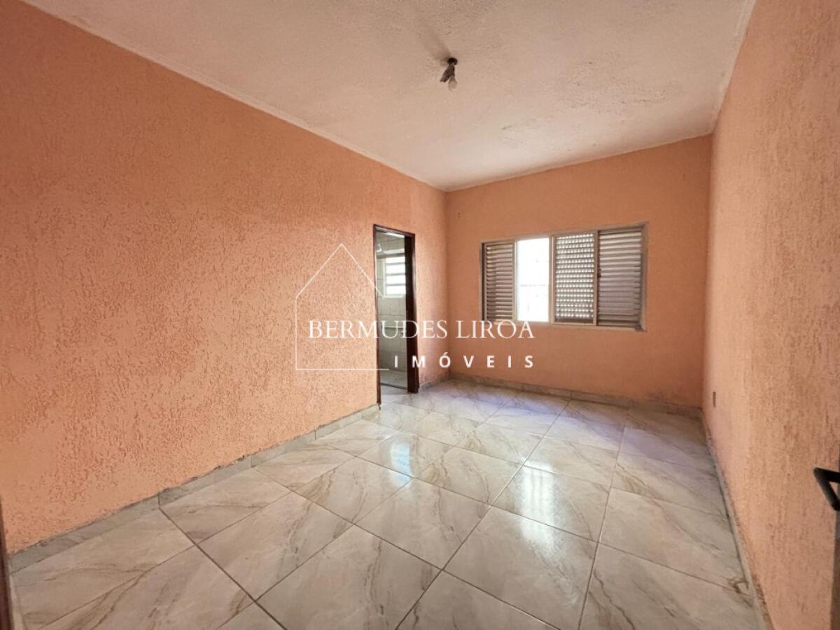 Casa com 2 quartos e 450 m² em Centro, Mongaguá