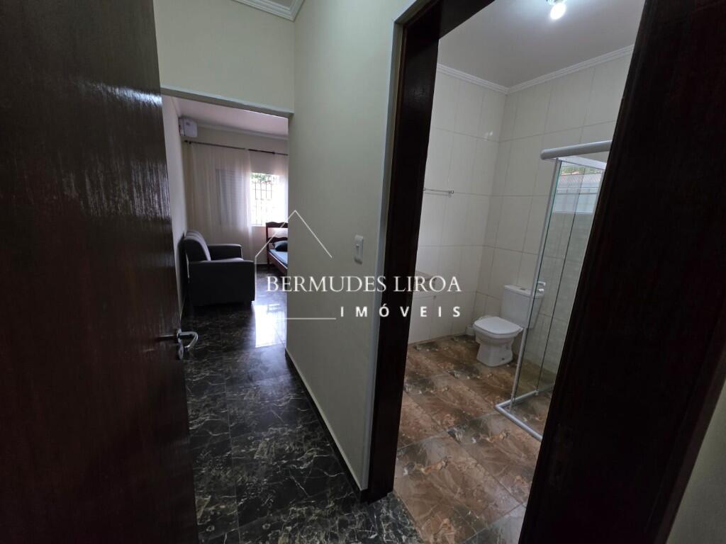 Casa com 3 quartos e 288 m² em Centro, Mongaguá