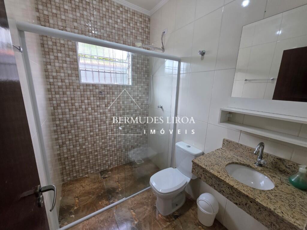 Casa com 3 quartos e 288 m² em Centro, Mongaguá