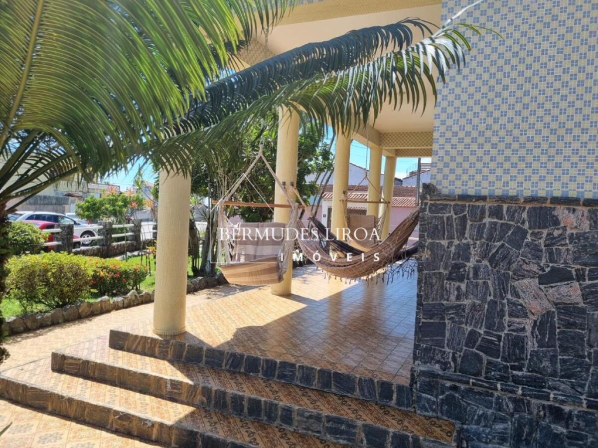 Casa com 5 quartos e 650 m² em Centro, Mongaguá