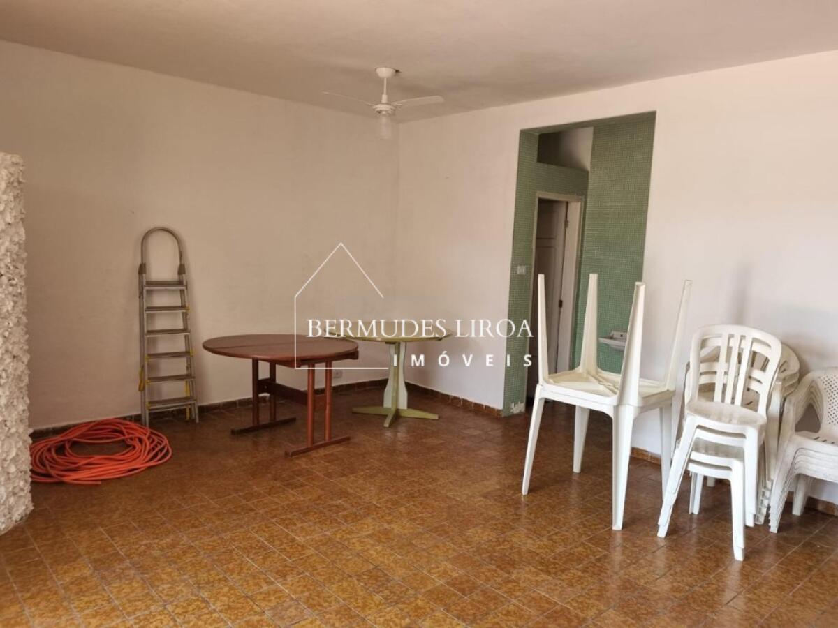 Casa com 5 quartos e 650 m² em Centro, Mongaguá