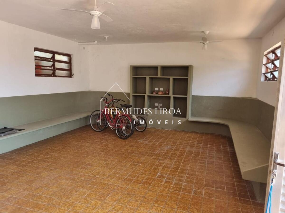Casa com 5 quartos e 650 m² em Centro, Mongaguá