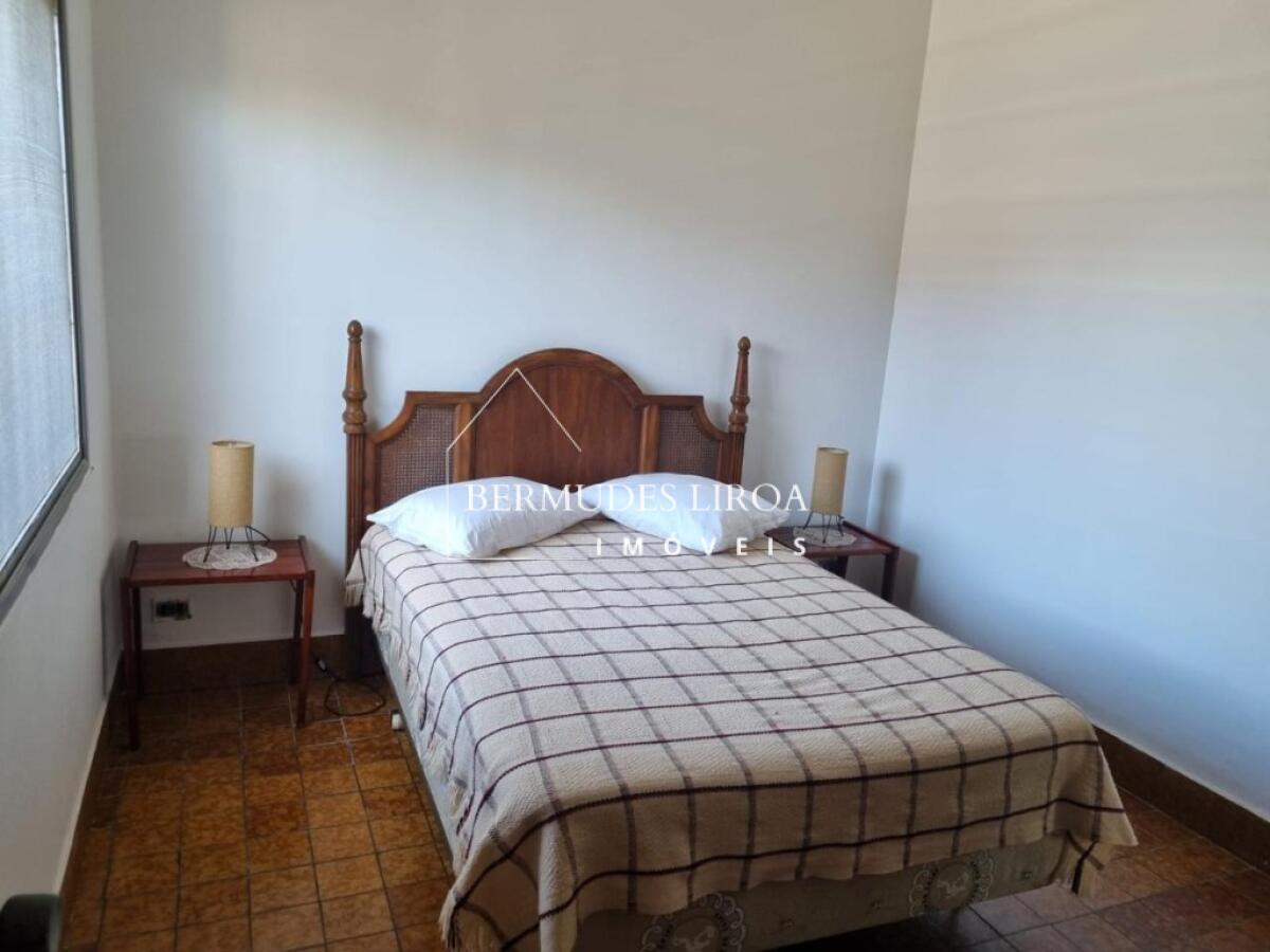 Casa com 5 quartos e 650 m² em Centro, Mongaguá