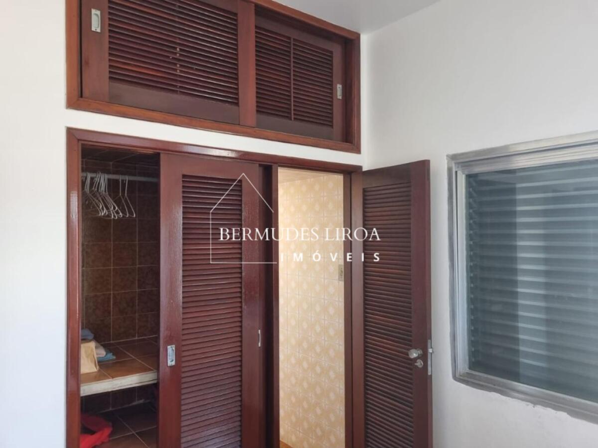 Casa com 5 quartos e 650 m² em Centro, Mongaguá