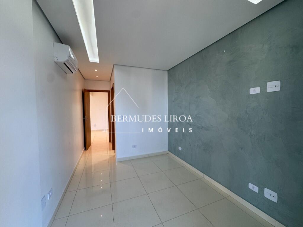 Apartamento com 3 quartos e 118 m² em Centro, Mongaguá