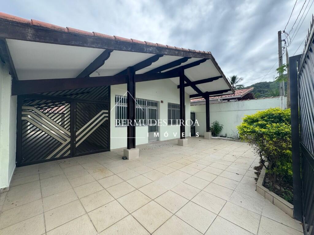Casa com 2 quartos e 350 m² em Centro, Mongaguá