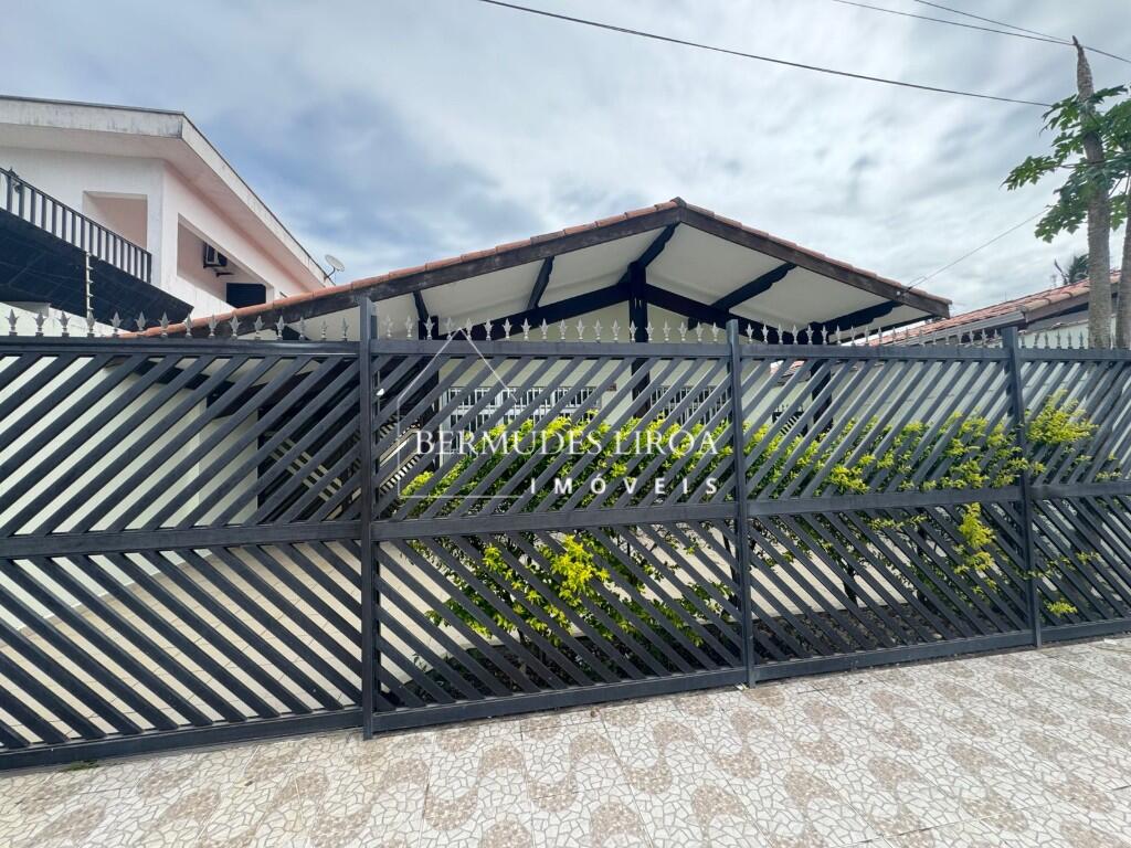 Casa com 2 quartos e 350 m² em Centro, Mongaguá