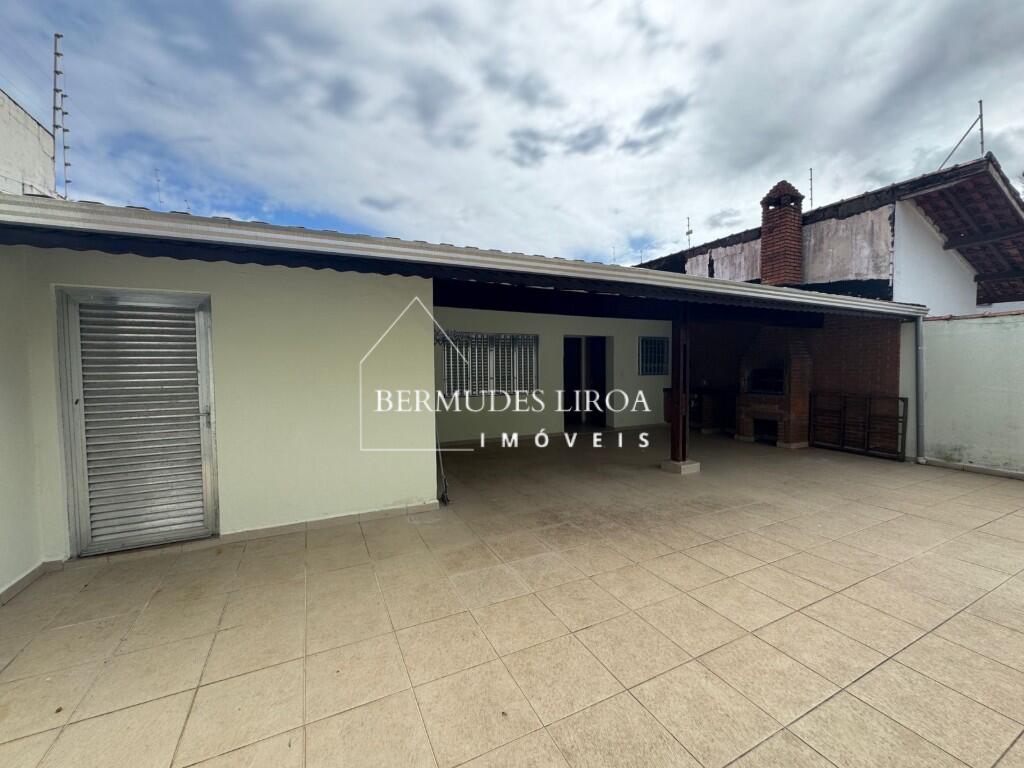 Casa com 2 quartos e 350 m² em Centro, Mongaguá
