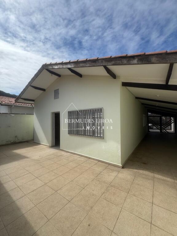 Casa com 2 quartos e 350 m² em Centro, Mongaguá