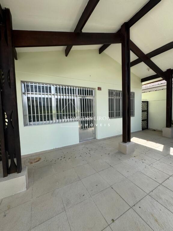 Casa com 2 quartos e 350 m² em Centro, Mongaguá
