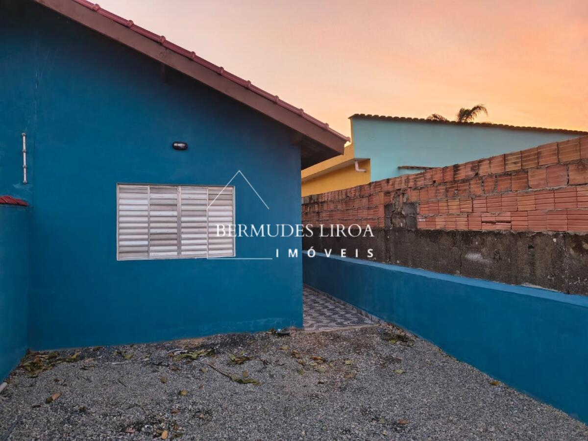 Casa com 2 quartos e 50 m² em Centro, Mongaguá