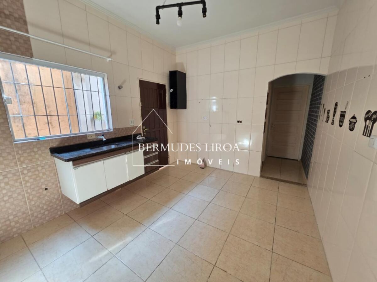 Casa com 2 quartos e 75 m² em Centro, Mongaguá