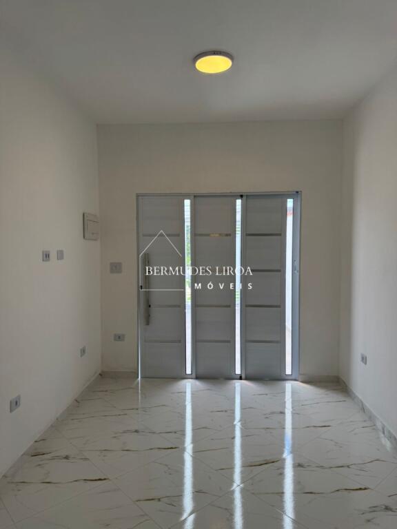 Casa com 2 quartos e 125 m² em Centro, Mongaguá