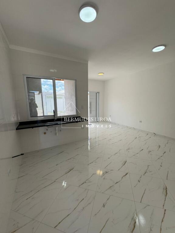Casa com 2 quartos e 125 m² em Centro, Mongaguá