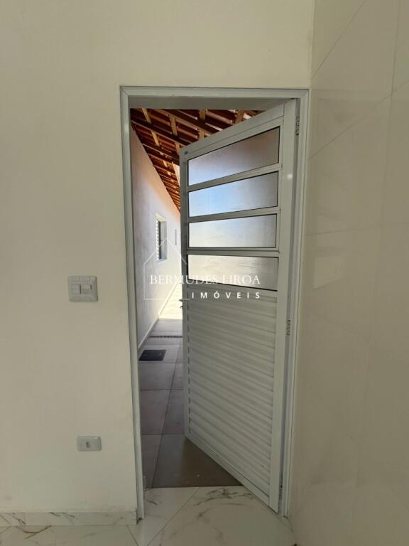Casa com 2 quartos e 125 m² em Centro, Mongaguá