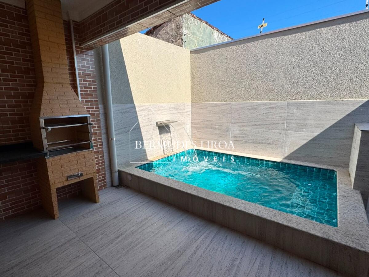 Casa com 2 quartos e 65 m² em Centro, Mongaguá