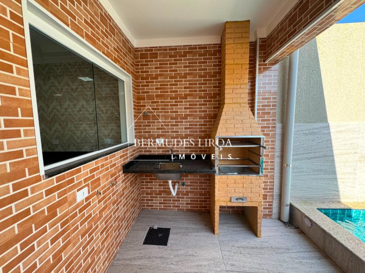 Casa com 2 quartos e 65 m² em Centro, Mongaguá