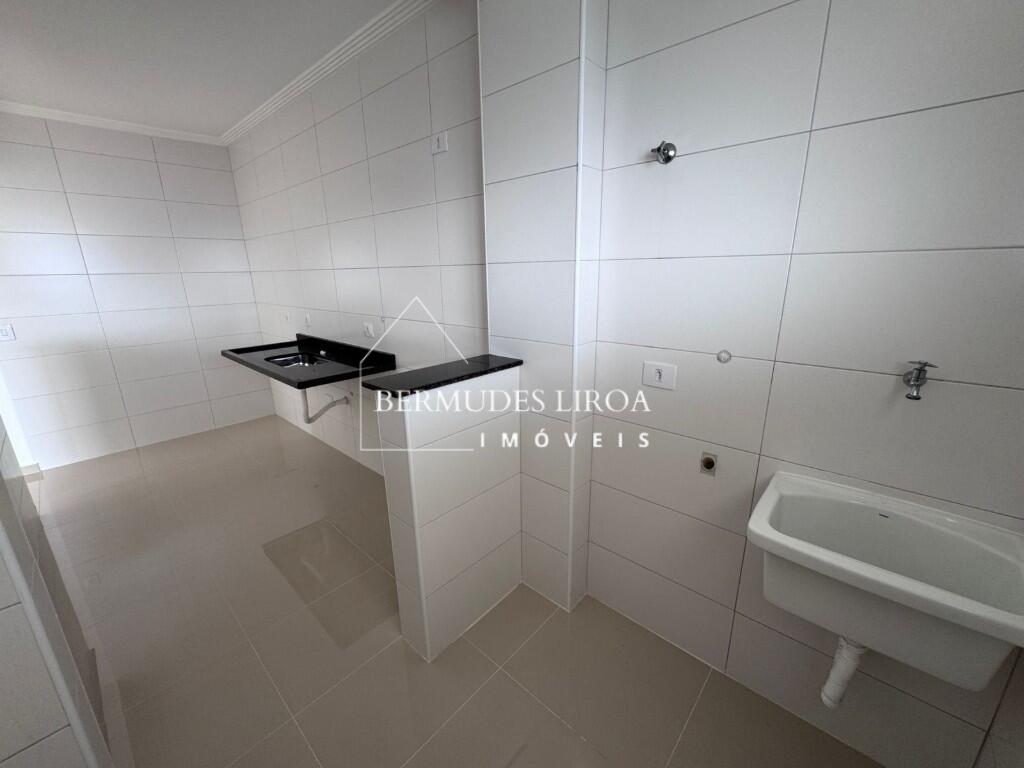 Apartamento com 2 quartos e 75 m² em Centro, Mongaguá