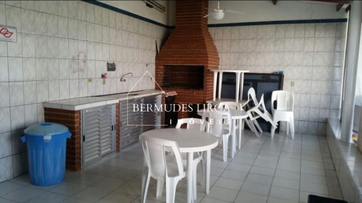 Apartamento com 1 quarto e 26 m² em Centro, Mongaguá