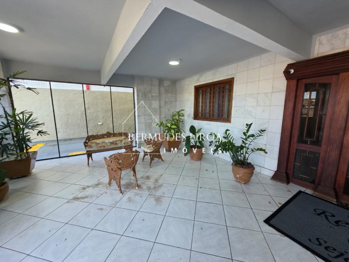 Apartamento com 3 quartos e 100 m² em Centro, Mongaguá