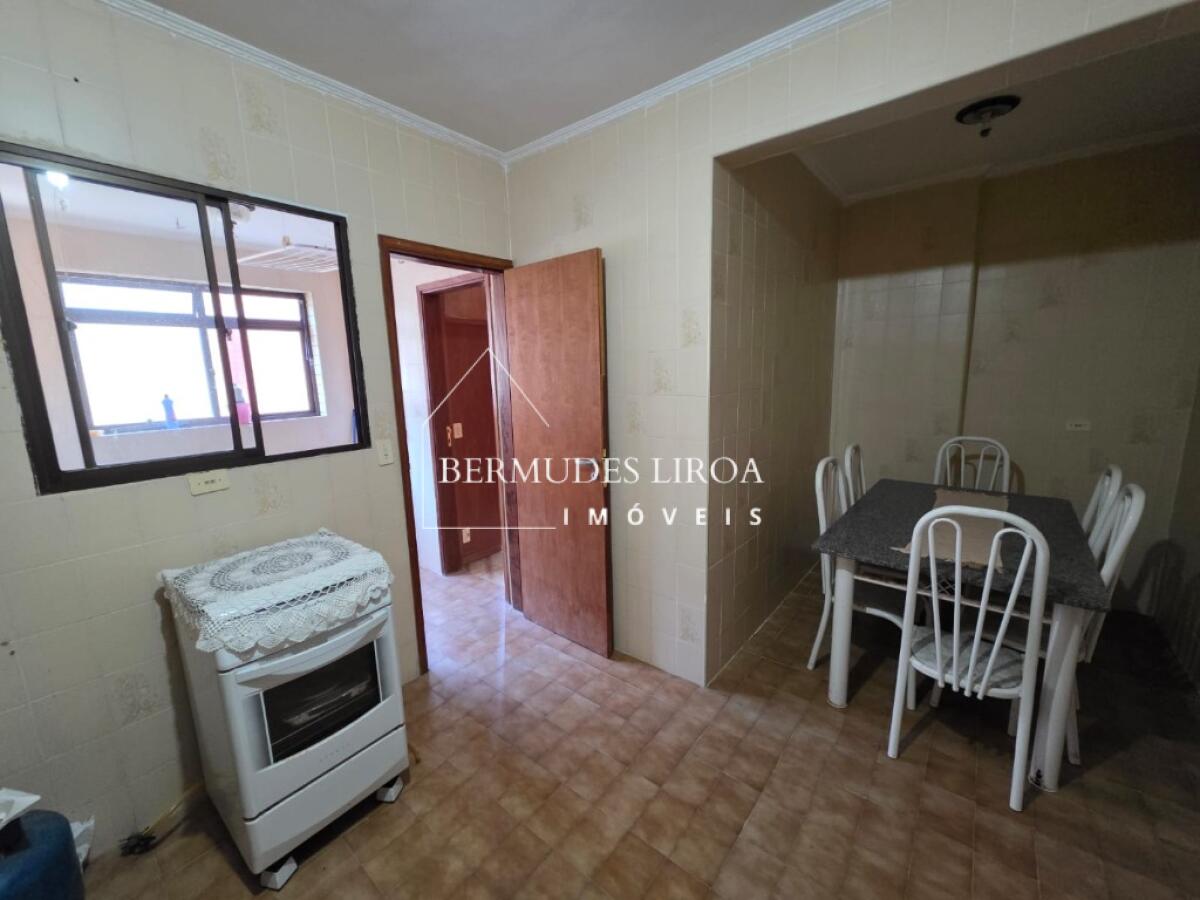 Apartamento com 3 quartos e 100 m² em Centro, Mongaguá