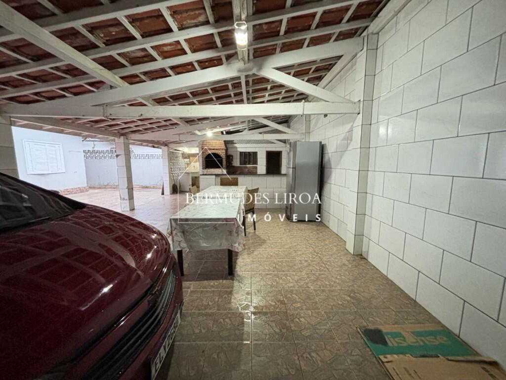 Casa com 2 quartos e 157 m² em Centro, Mongaguá