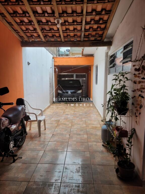 Casa com 4 quartos e 180 m² em Centro, Mongaguá