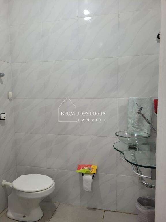 Casa com 4 quartos e 180 m² em Centro, Mongaguá