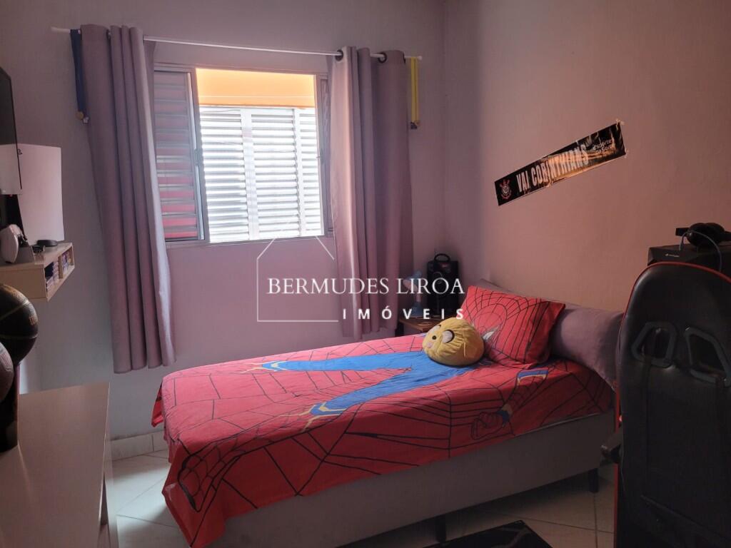 Casa com 4 quartos e 180 m² em Centro, Mongaguá