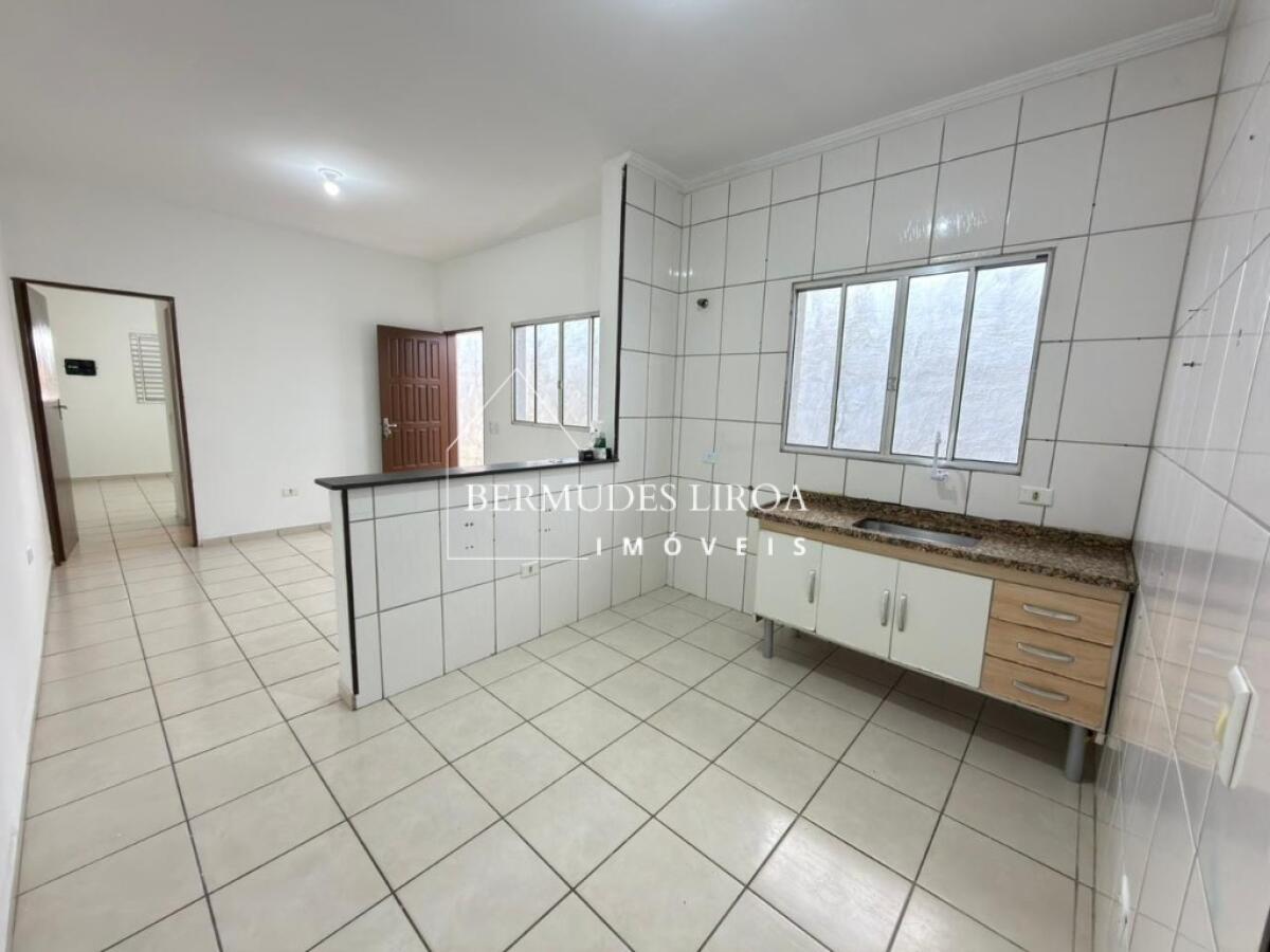 Casa com 2 quartos e 60 m² em Centro, Mongaguá