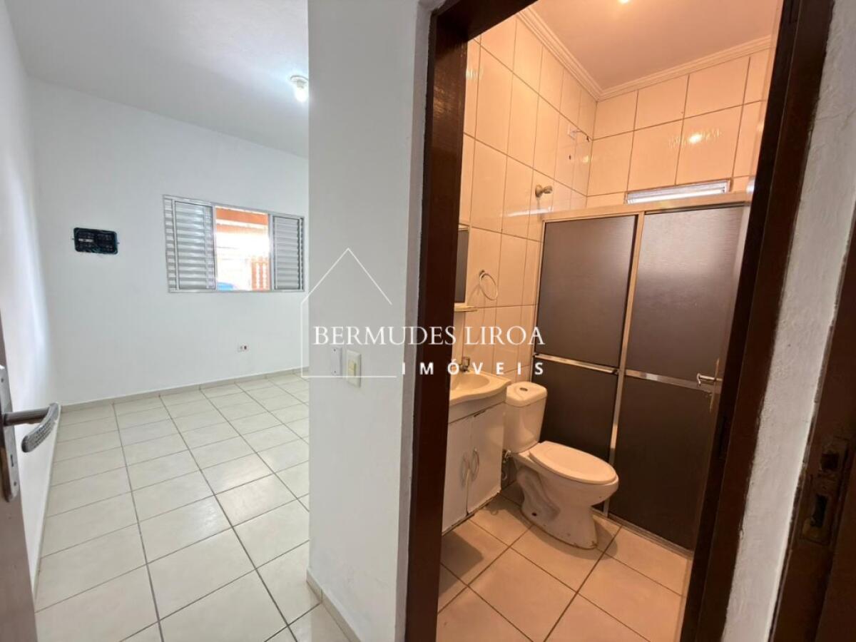 Casa com 2 quartos e 60 m² em Centro, Mongaguá