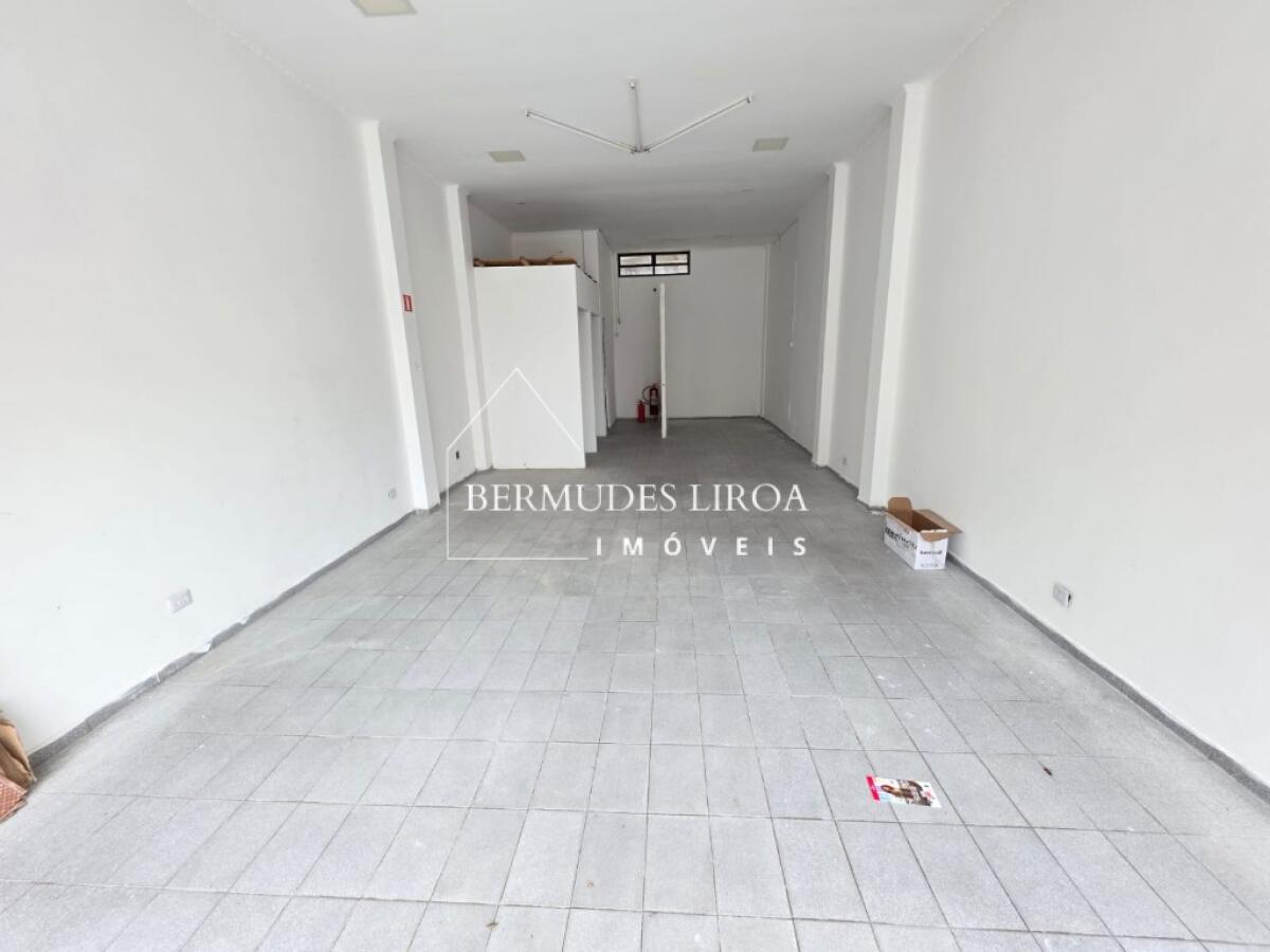 Apartamento com 50 m² em Centro, Mongaguá