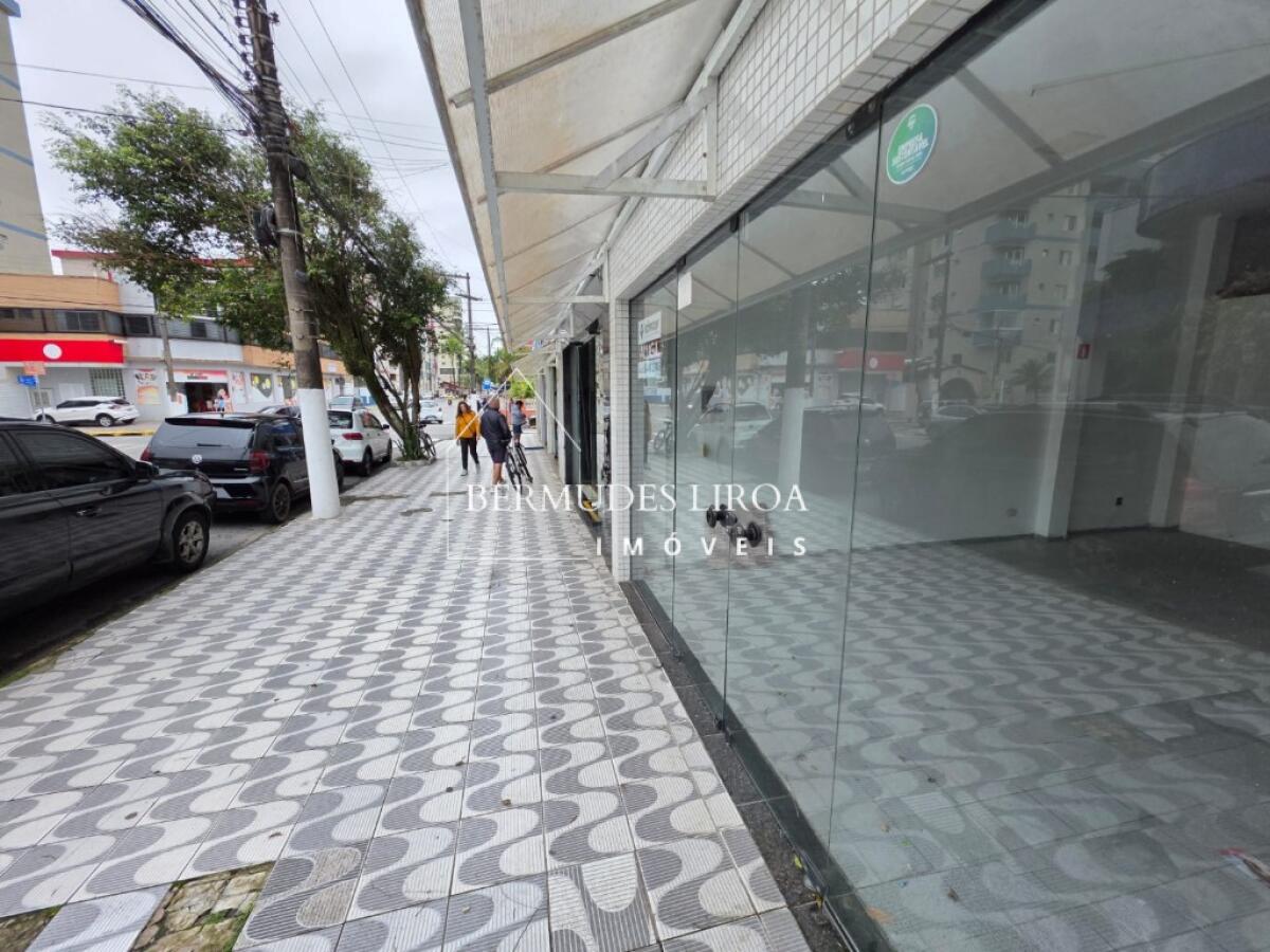 Apartamento com 50 m² em Centro, Mongaguá