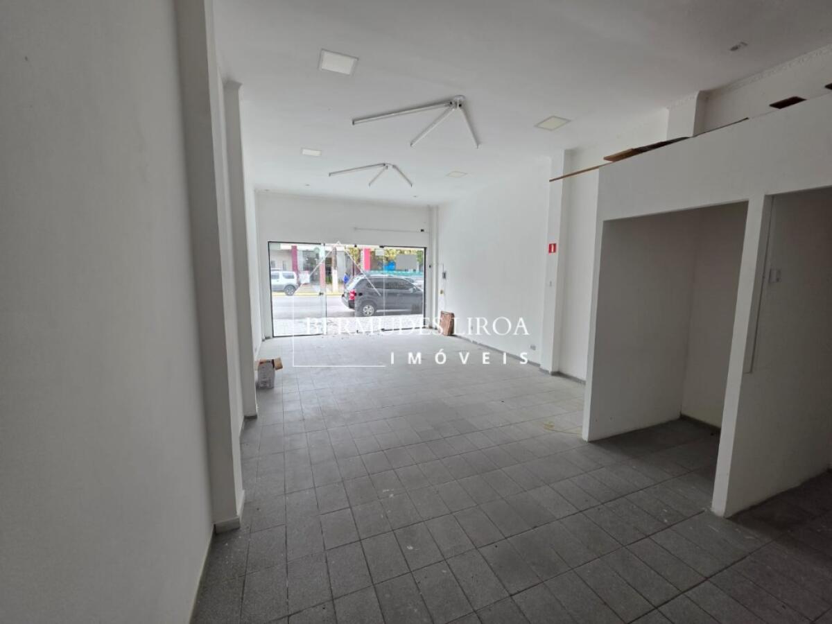 Apartamento com 50 m² em Centro, Mongaguá
