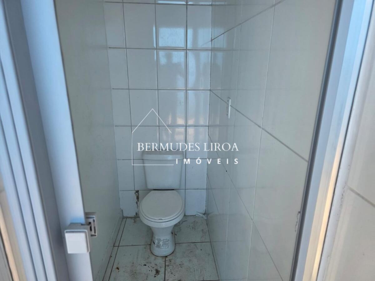 Apartamento com 305 m² em Centro, Mongaguá