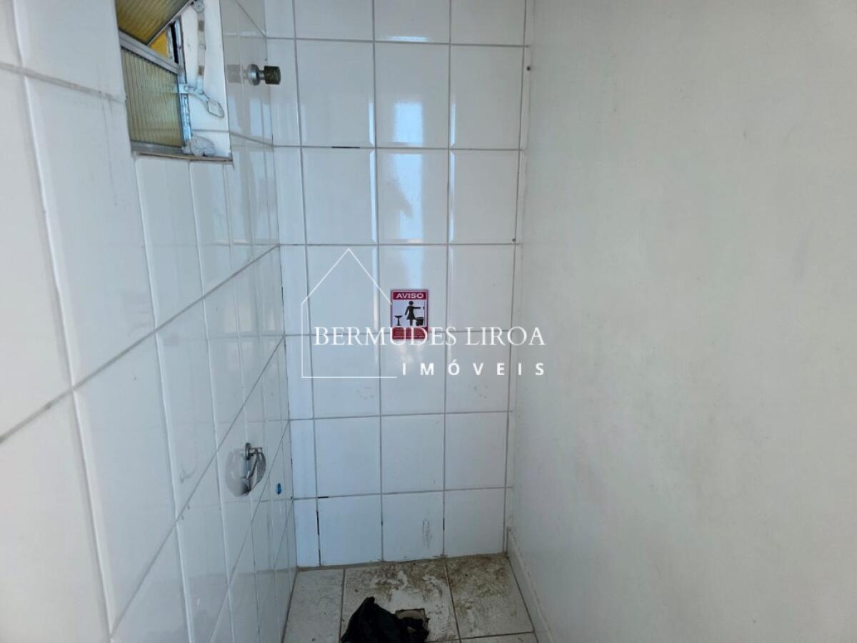 Apartamento com 305 m² em Centro, Mongaguá