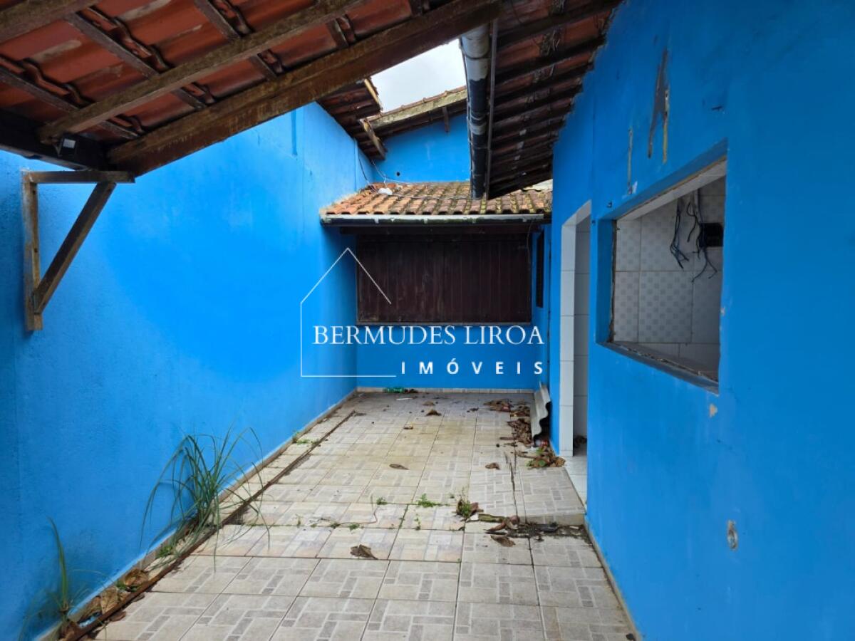 Apartamento com 305 m² em Centro, Mongaguá