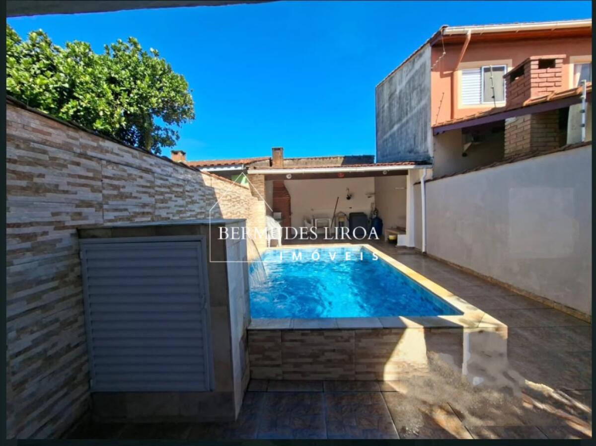 Casa com 2 quartos e 89 m² em Centro, Mongaguá