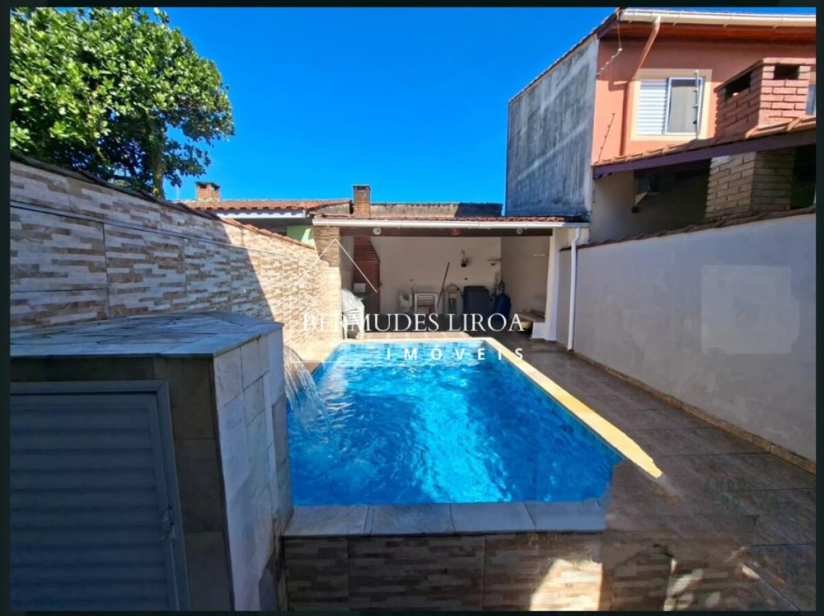 Casa com 2 quartos e 89 m² em Centro, Mongaguá