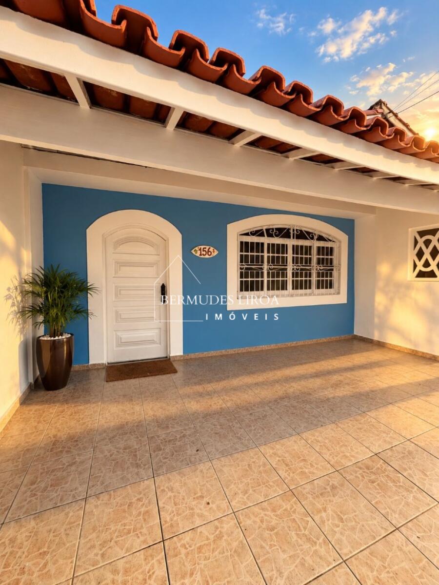 Casa com 3 quartos e 75 m² em Centro, Mongaguá