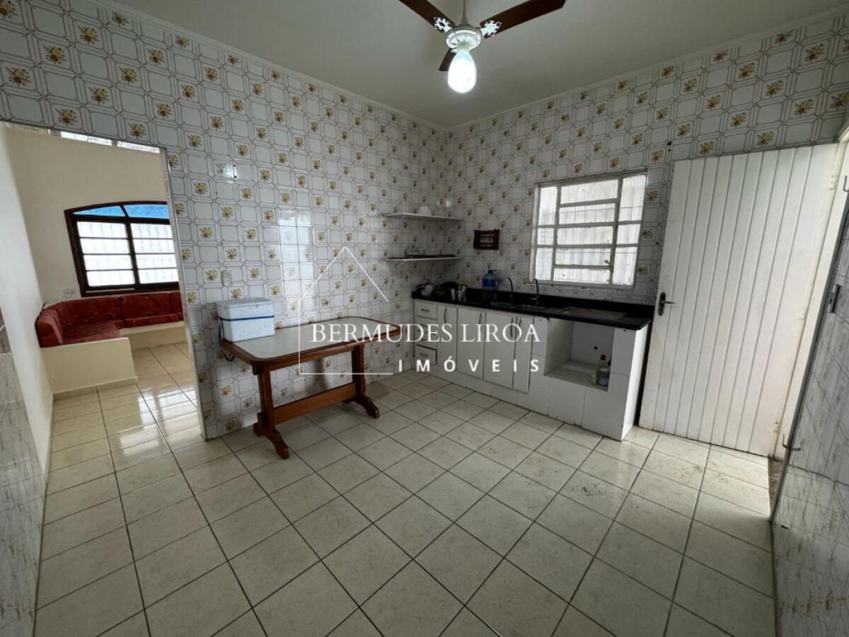 Casa com 3 quartos e 75 m² em Centro, Mongaguá