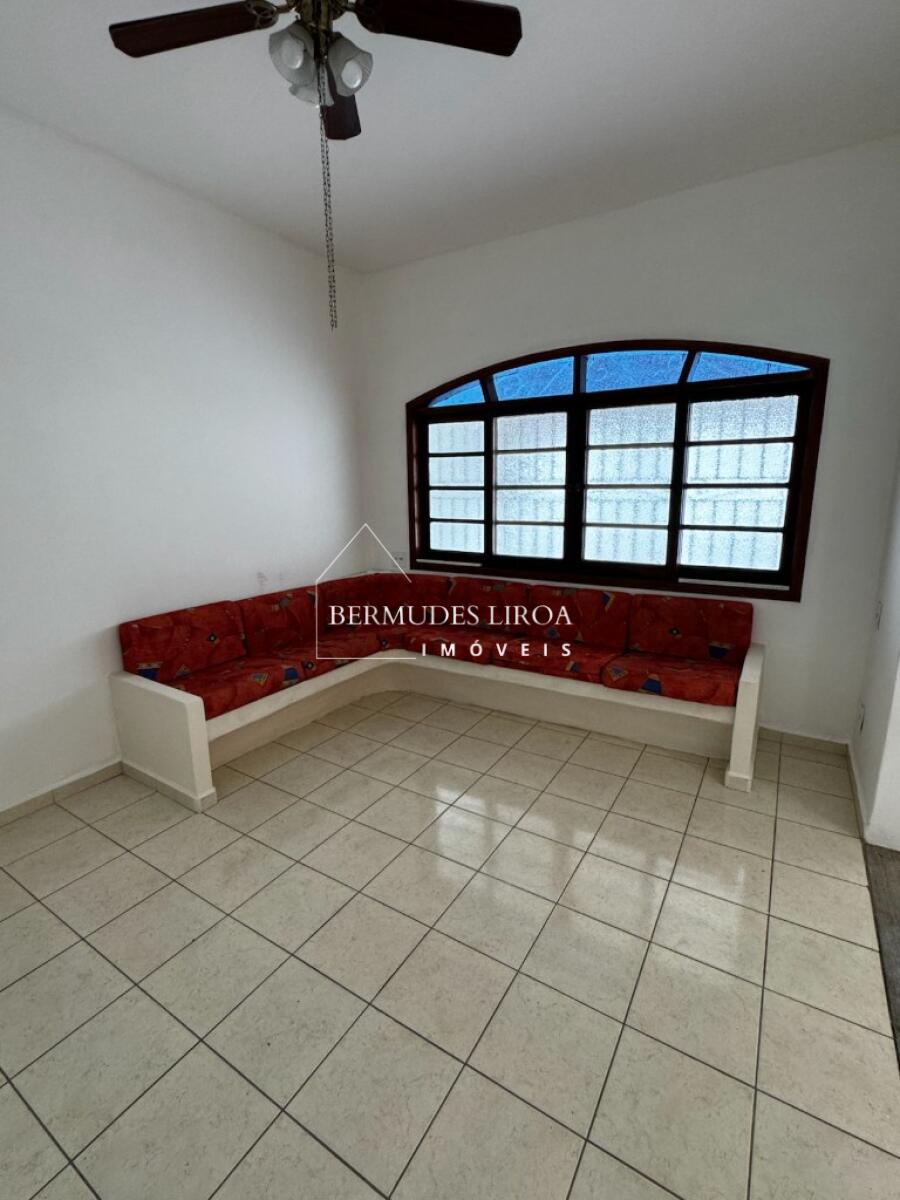 Casa com 3 quartos e 75 m² em Centro, Mongaguá