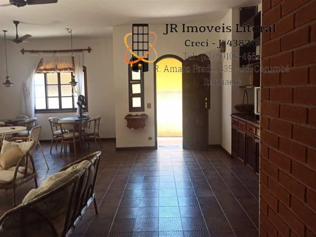 Casa com 5 quartos e 270 m² em Jardim Belas Artes, Itanhaém