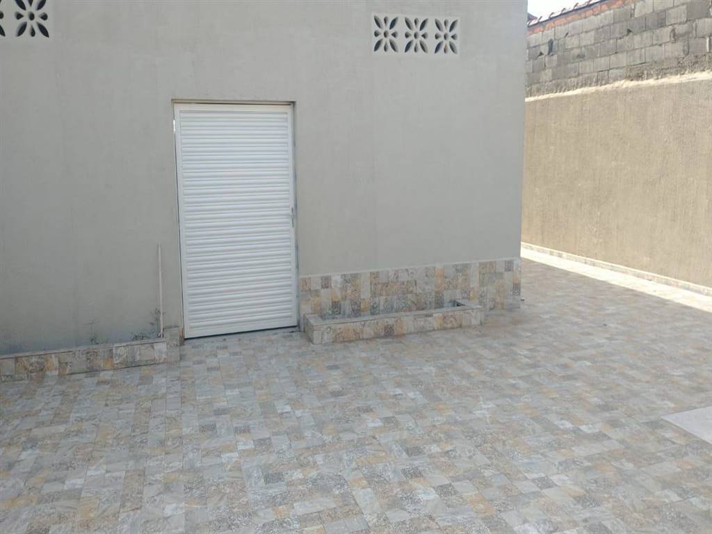 Apartamento com 426 m² em Jardim Belas Artes, Itanhaém