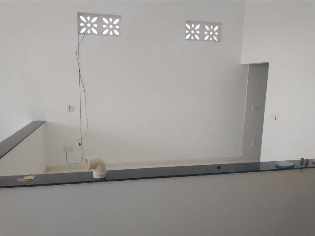 Apartamento com 426 m² em Jardim Belas Artes, Itanhaém