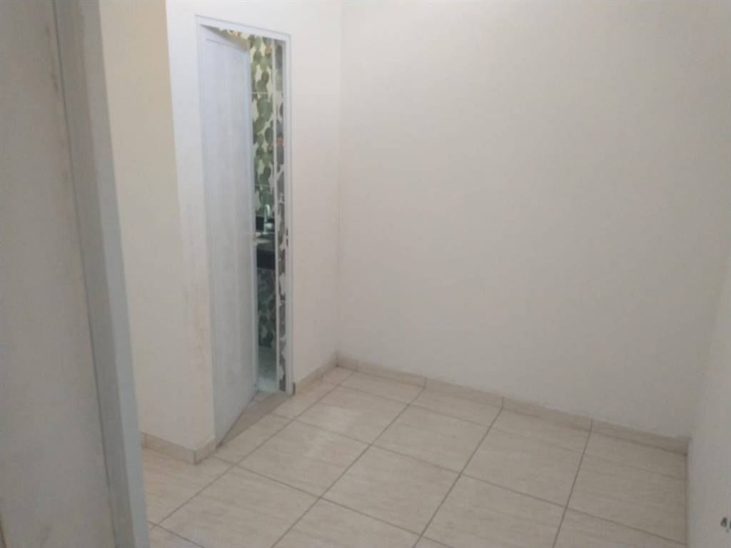 Apartamento com 426 m² em Jardim Belas Artes, Itanhaém