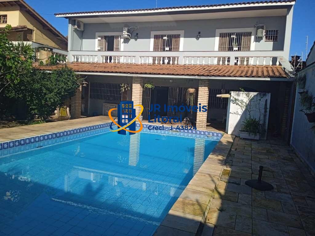 Casa com 3 quartos e 205 m² em Jardim Belas Artes, Itanhaém