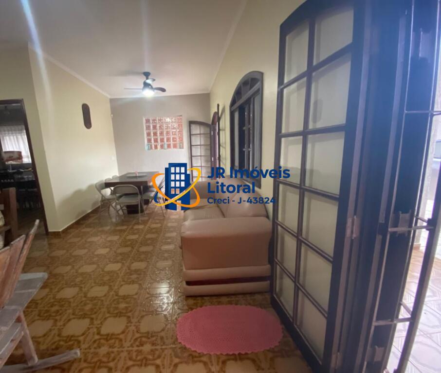 Casa com 3 quartos e 230 m² em Jardim Belas Artes, Itanhaém